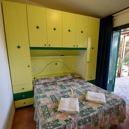 Hotel Club Torre Capovento 3*