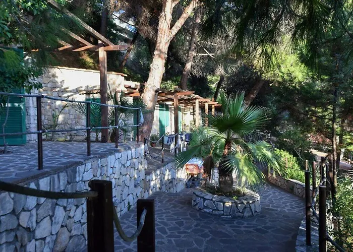 Hotel Club Torre Capovento 3*