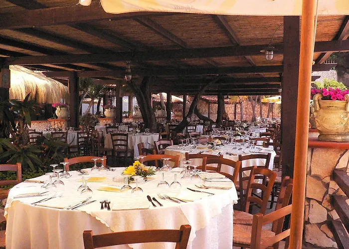 Hotel Club Torre Capovento 3*