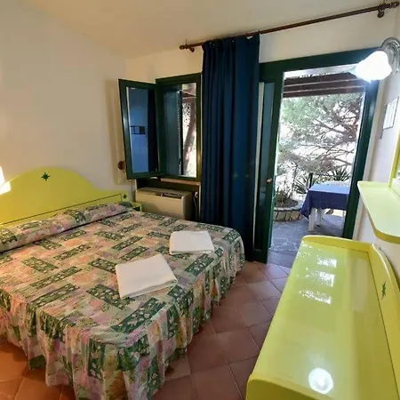 Club Torre Capovento 3* スペルロンガ