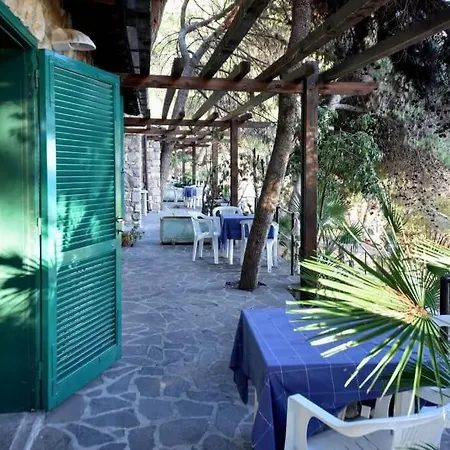 Club Torre Capovento Otel