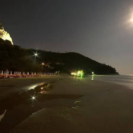 Club Torre Capovento ホテル